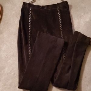 NWT Terry Lewis Sz 6 black suede pants